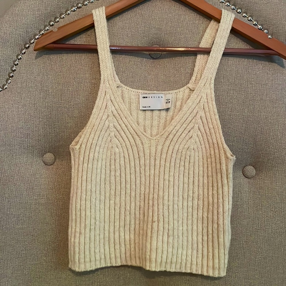 Sweater Tank cropped